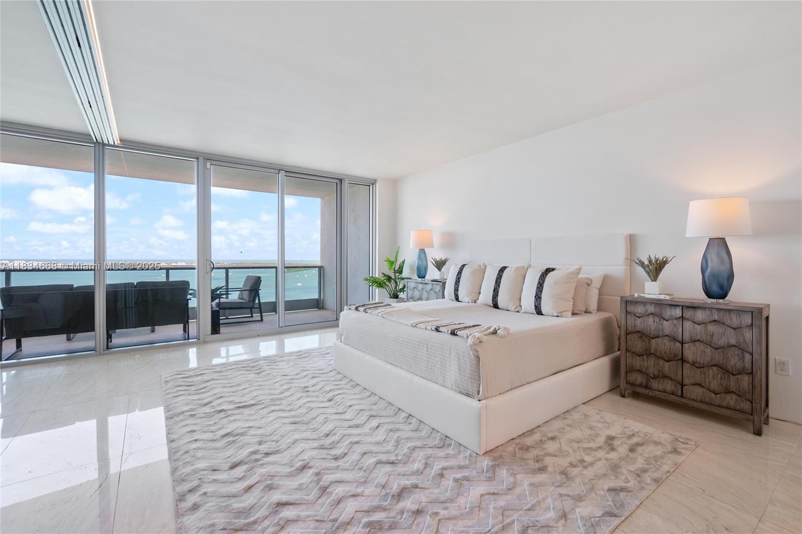 1331 Brickell Bay Dr #2705, Miami FL 33131