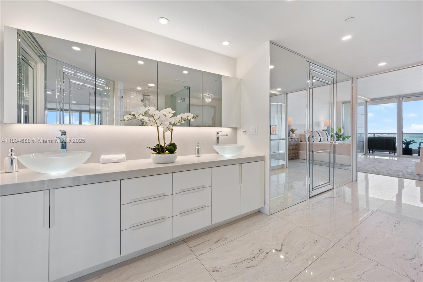1331 Brickell Bay Dr #2705, Miami FL 33131