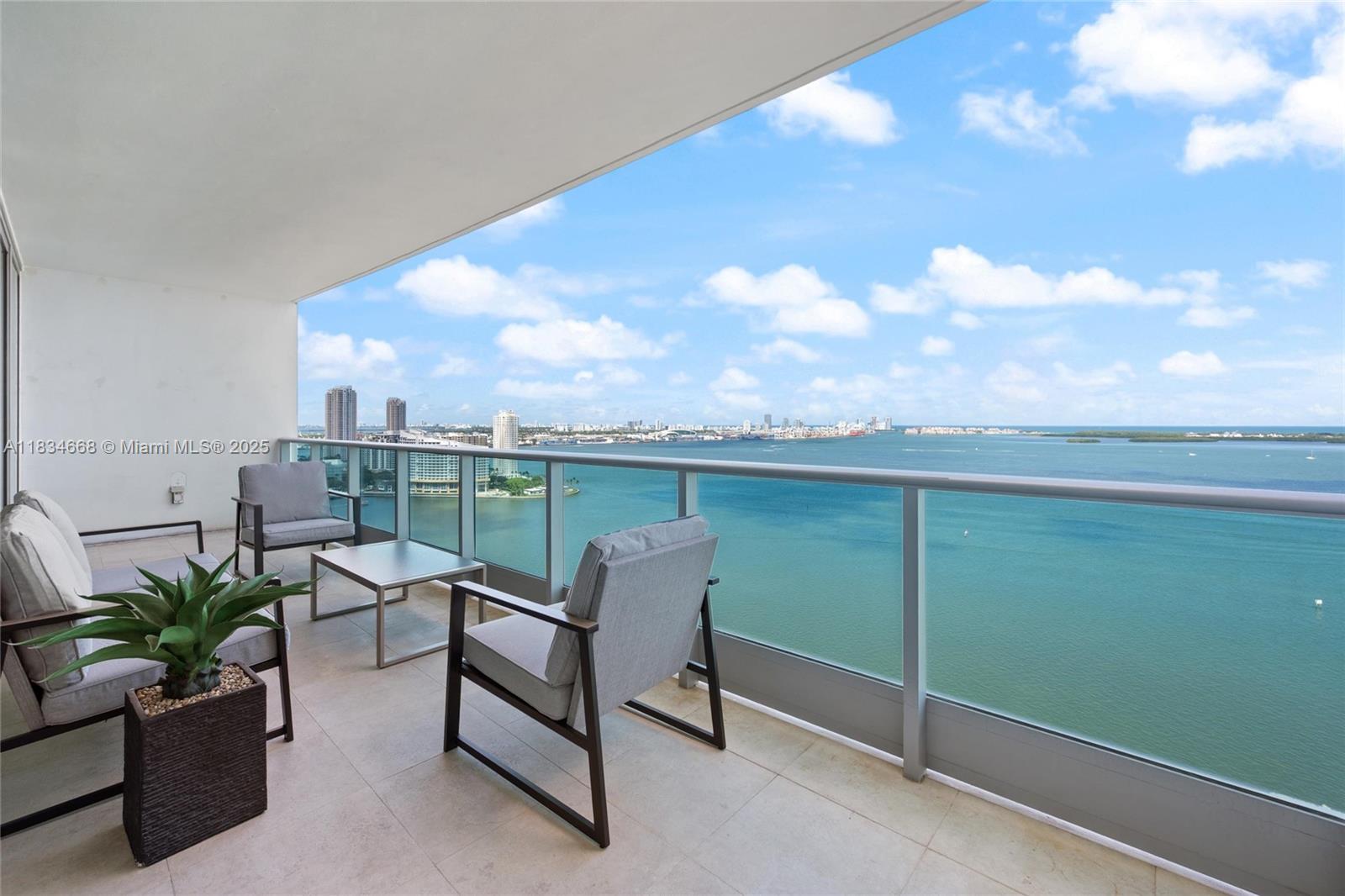 1331 Brickell Bay Dr #2705, Miami FL 33131