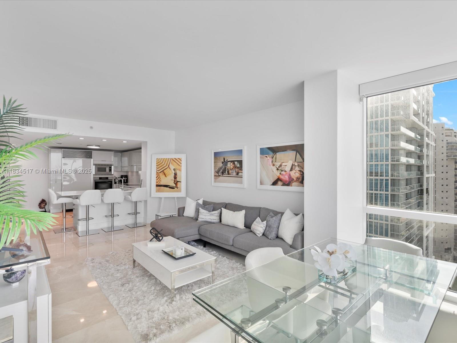 6801 Collins Ave #1402 Door (1412 Legal), Miami Beach FL 33141