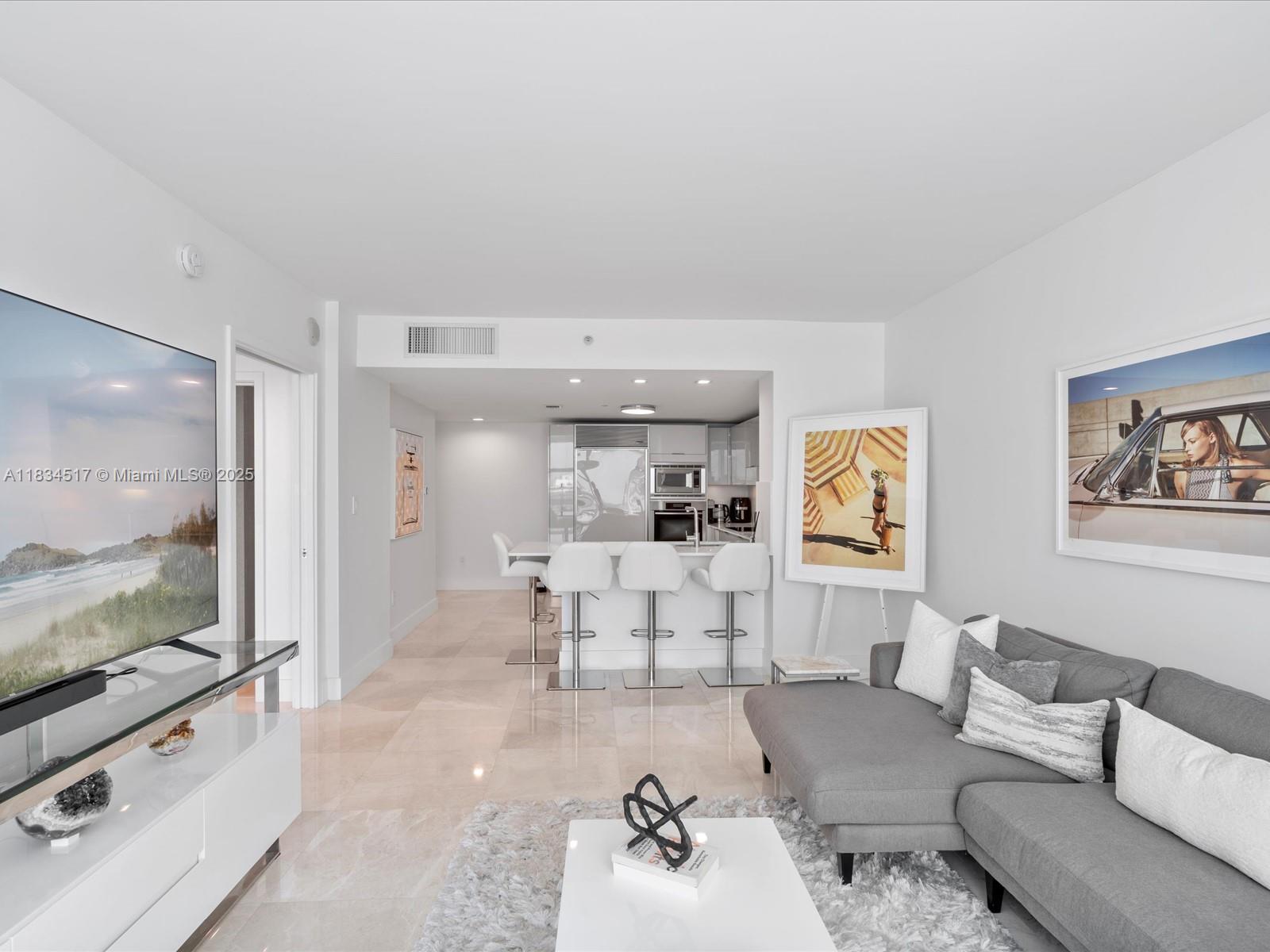 6801 Collins Ave #1402 Door (1412 Legal), Miami Beach FL 33141