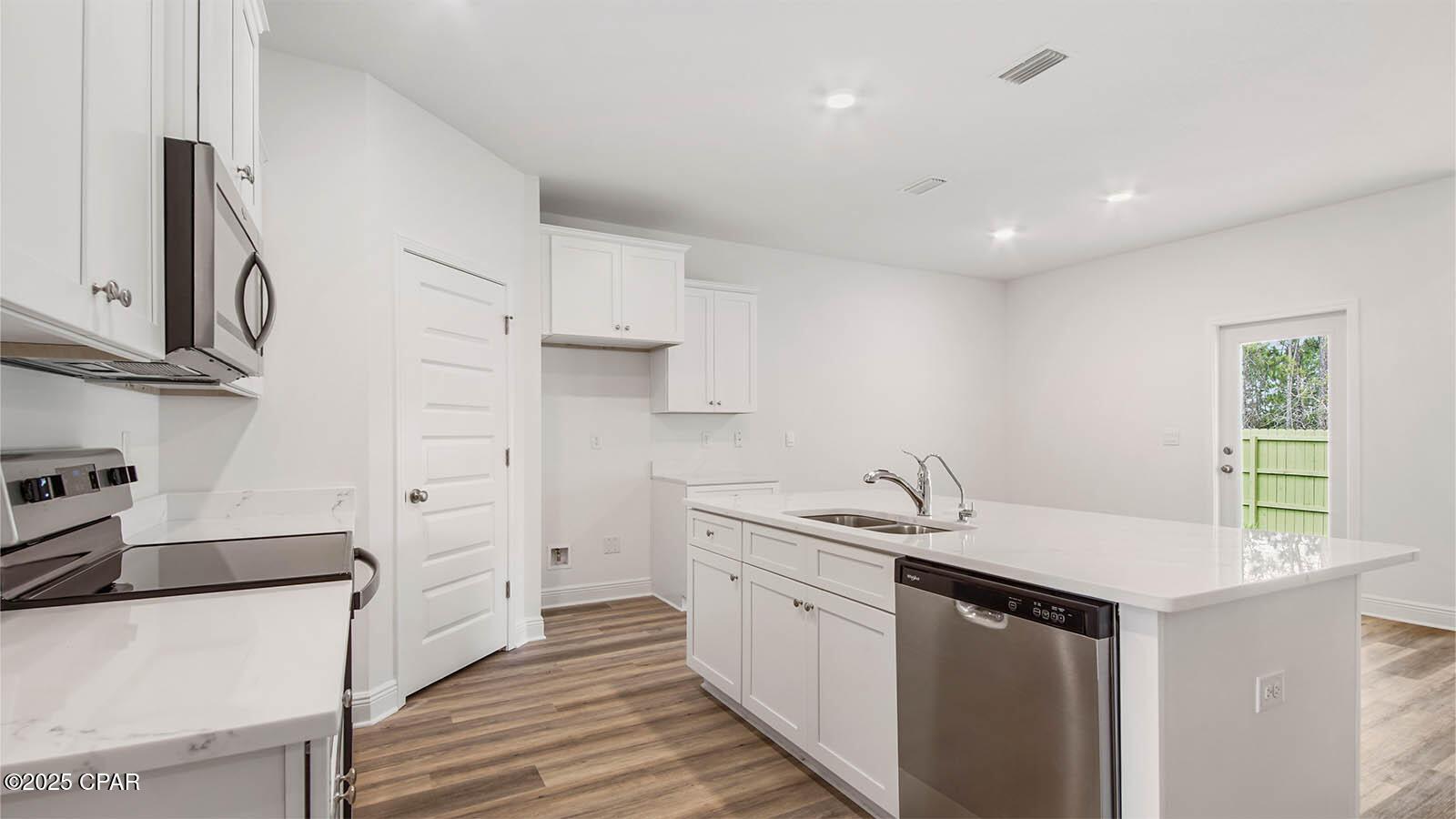 Image 6 For 453 Wolcott Way