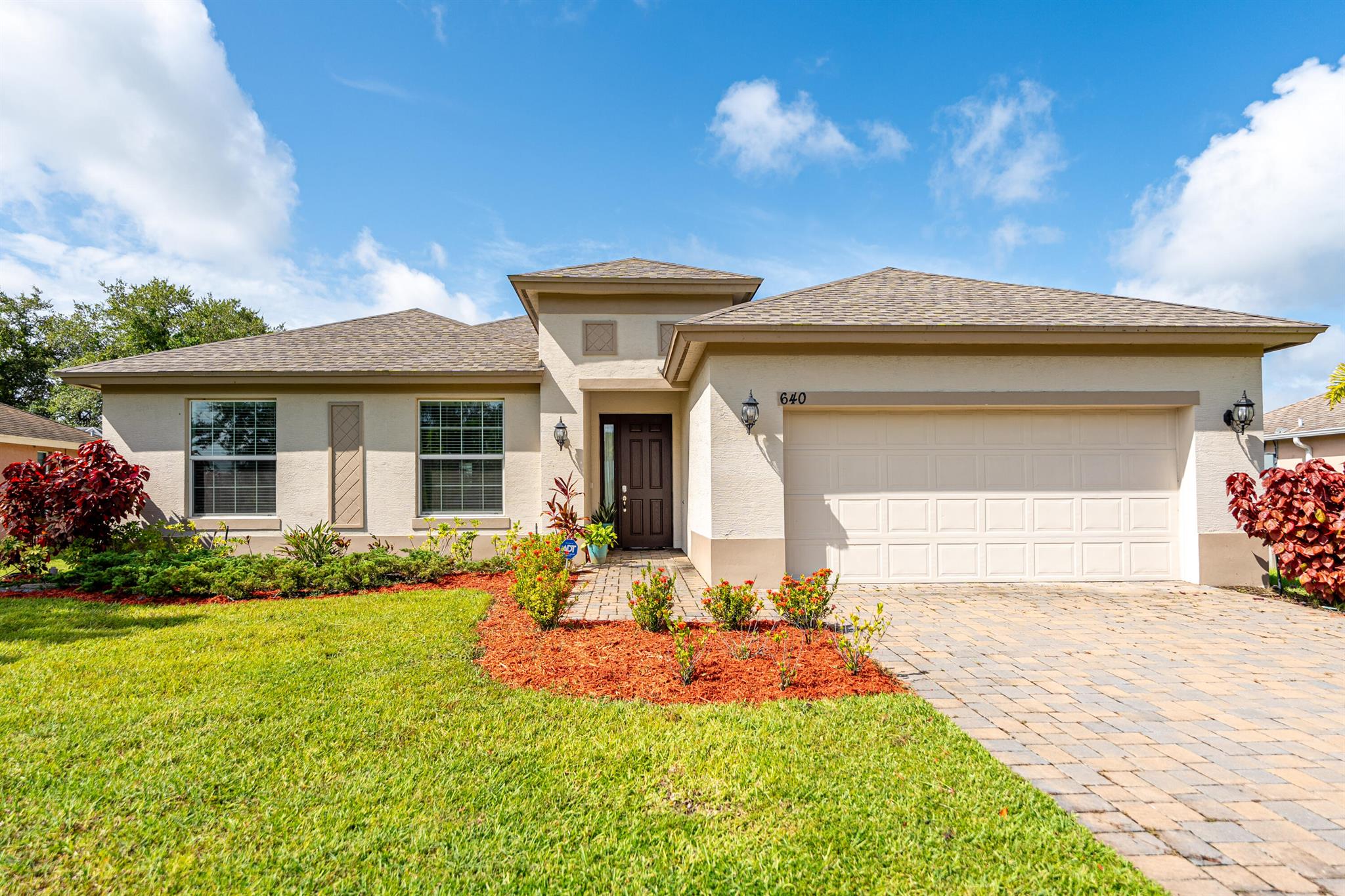 Homes for sale in Port St Lucie, FL | 640 Sw Aster Road, Port St Lucie, FL 34953 | MLS# R11105093