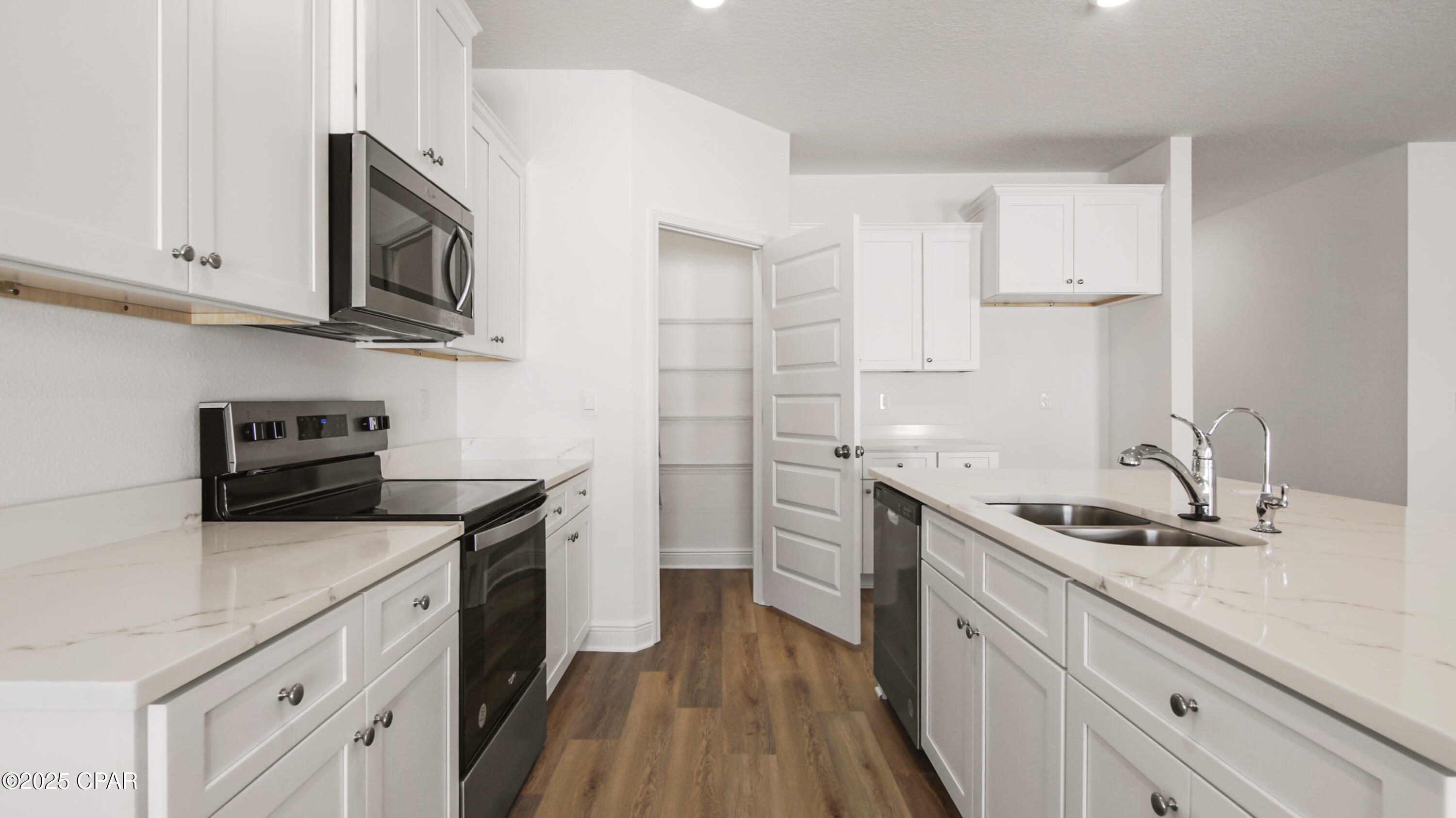 Image 8 For 454 Wolcott Way