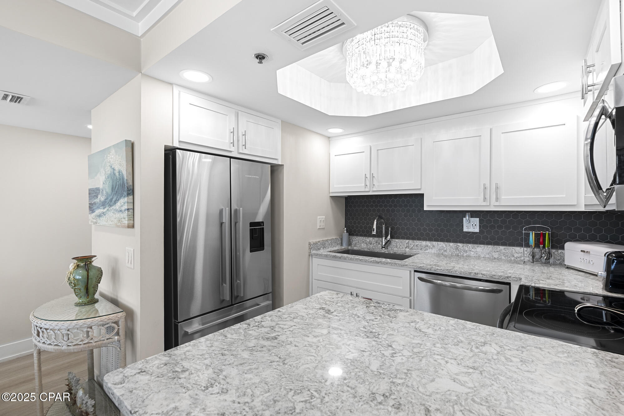 Image 16 For 9850 Thomas Drive 505w