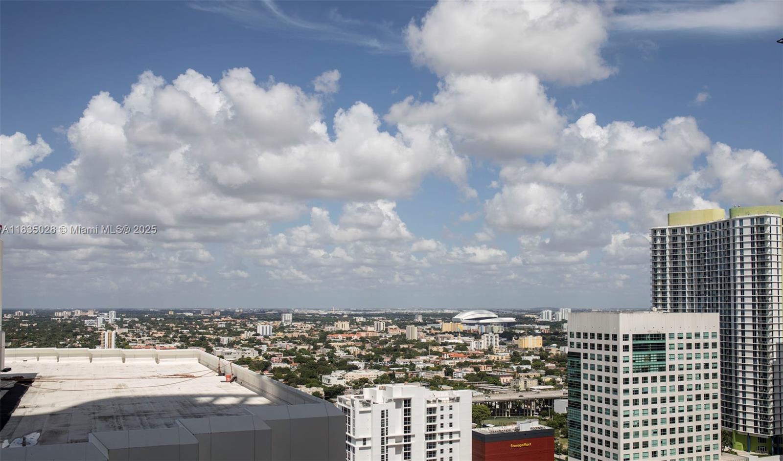 55 SW 9 #3008, Miami FL 33130