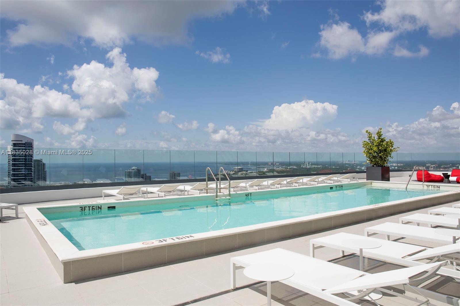 55 SW 9 #3008, Miami FL 33130