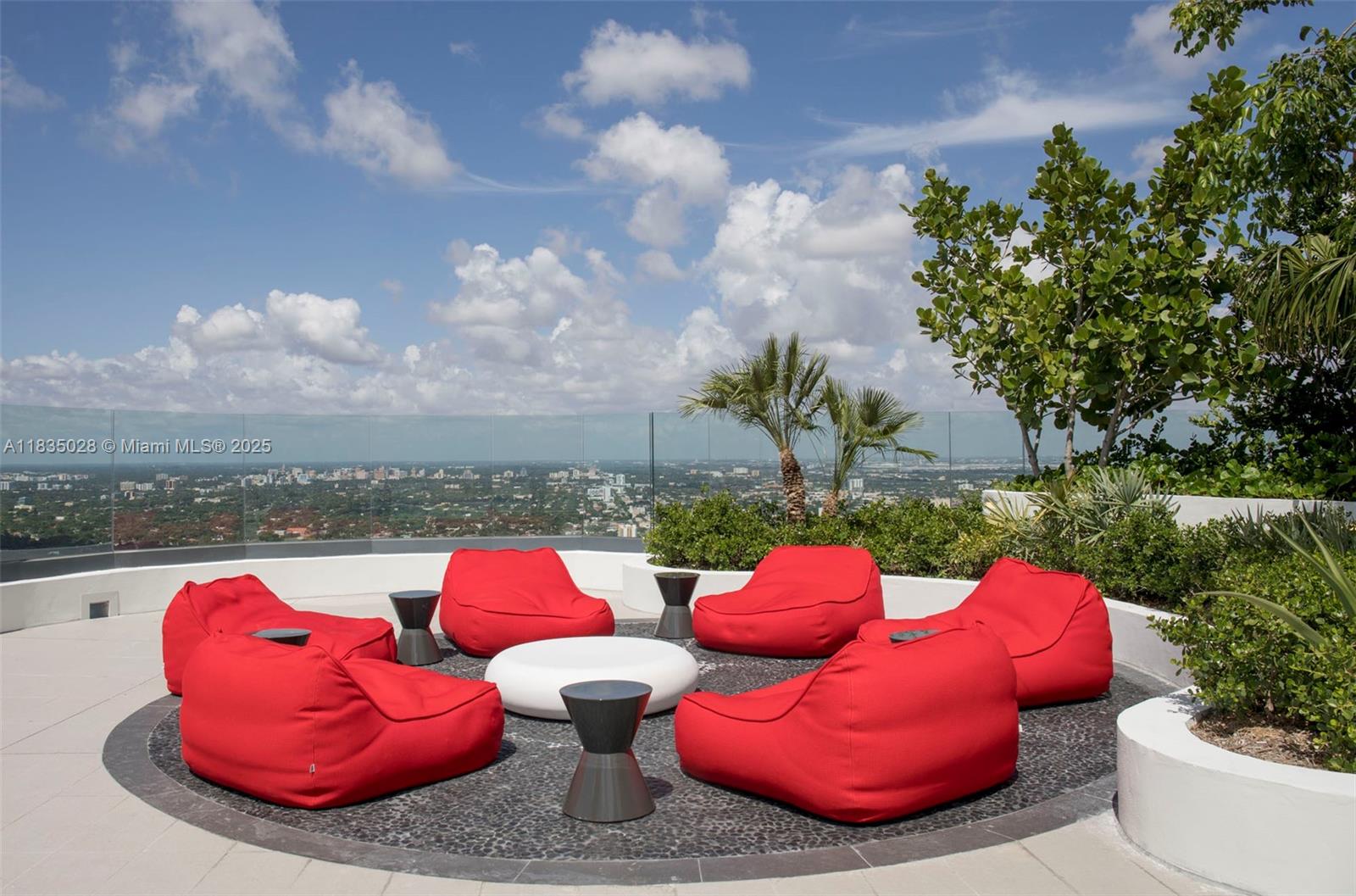 55 SW 9 #3008, Miami FL 33130