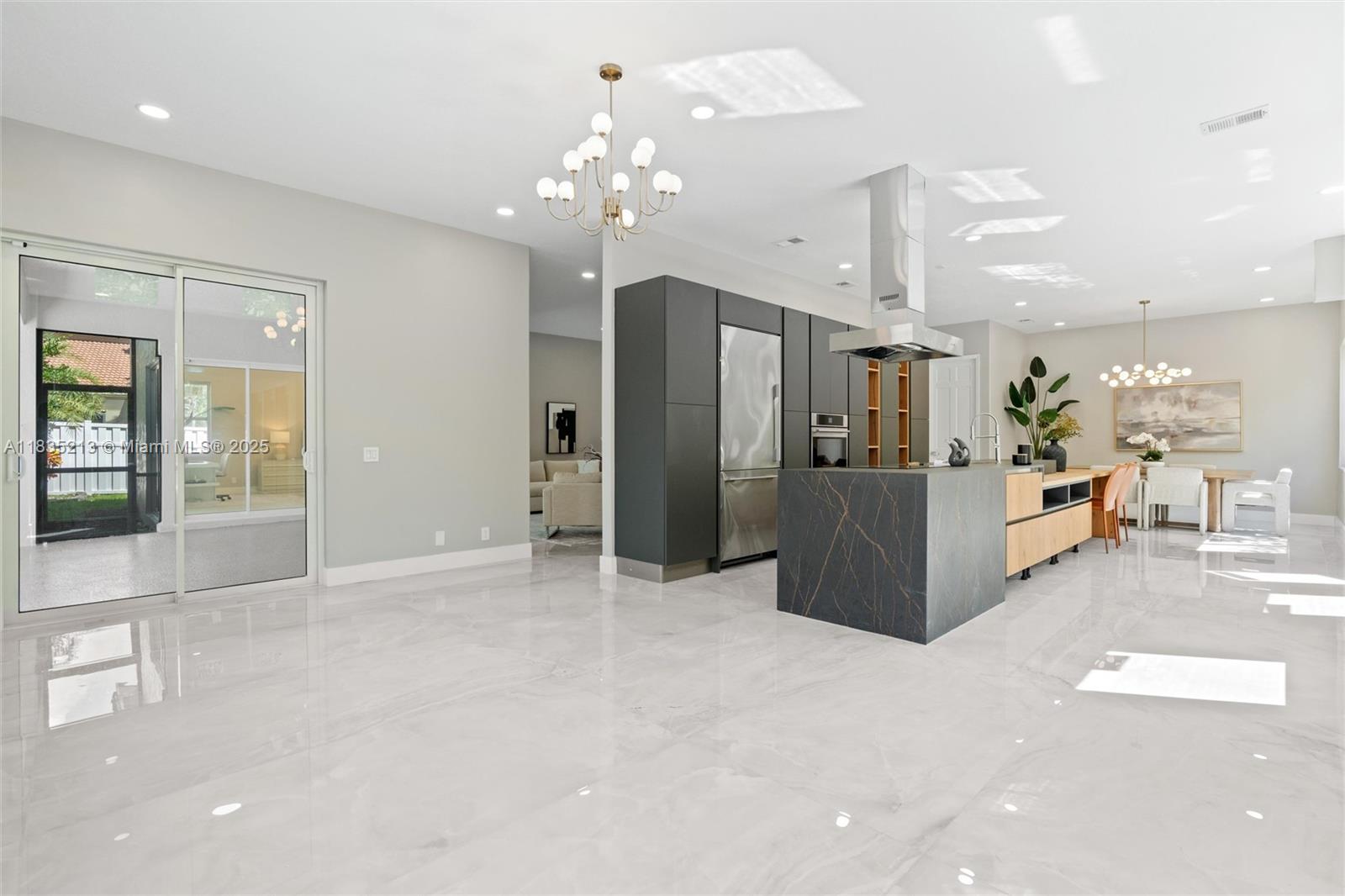 531 Stonemont Dr, Weston, Florida image 16