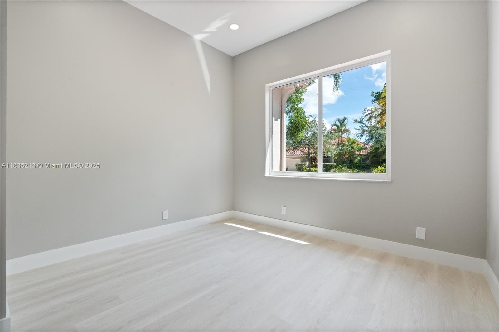 531 Stonemont Dr, Weston, Florida image 23