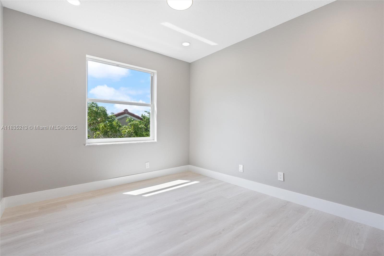 531 Stonemont Dr, Weston, Florida image 27