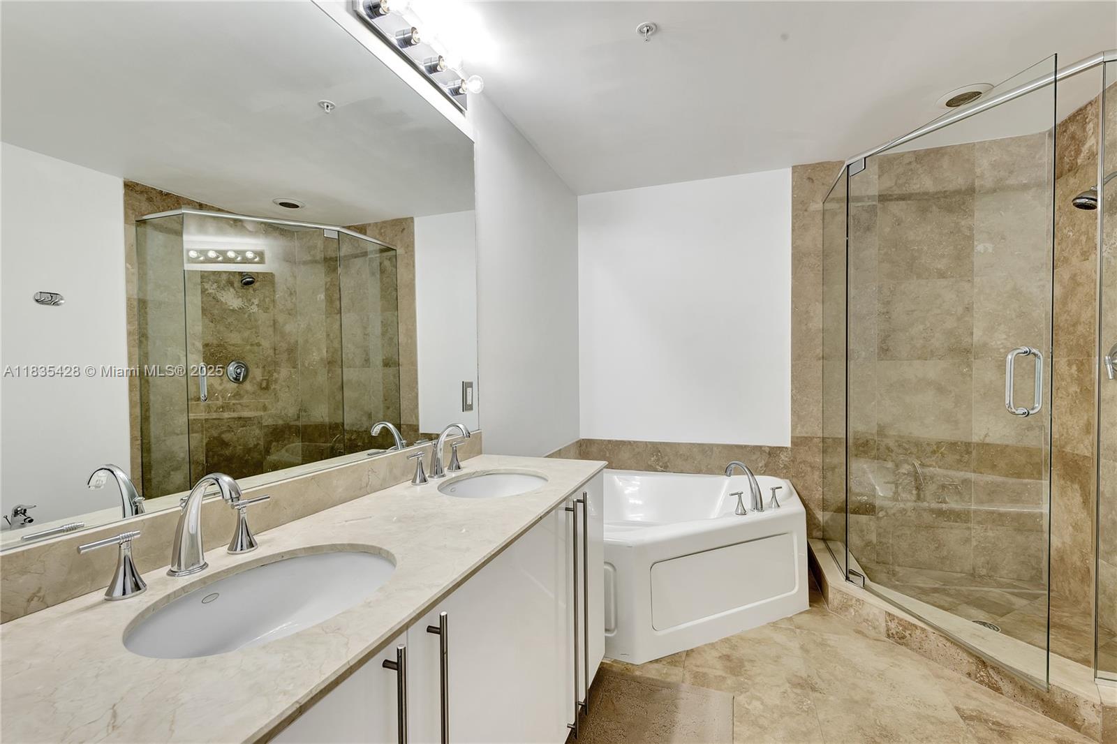 3030 NE 188th St #603, Aventura FL 33180