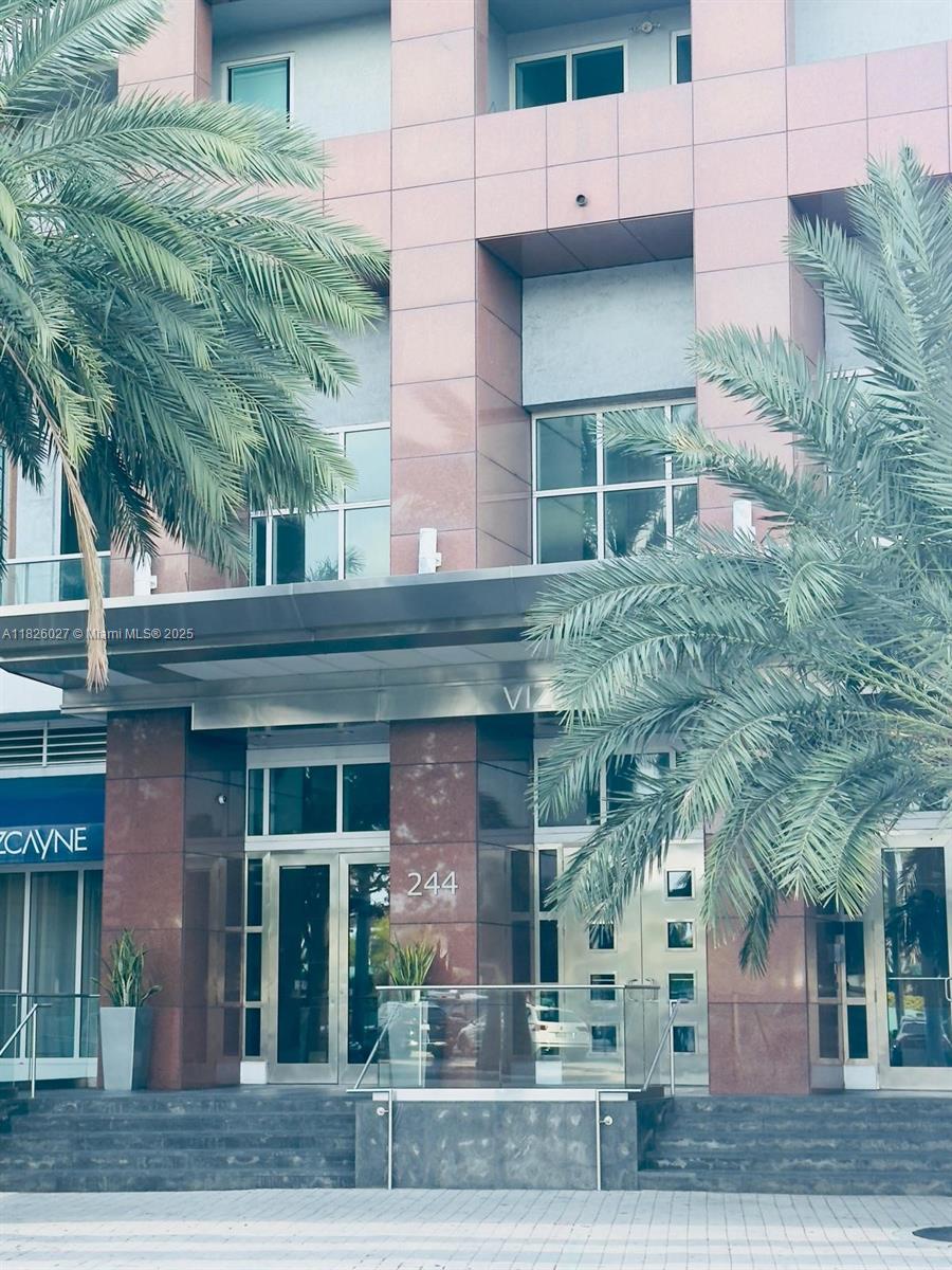 244 Biscayne Blvd #2305, Miami FL 33132