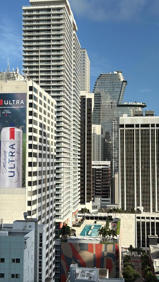 244 Biscayne Blvd #2305, Miami FL 33132
