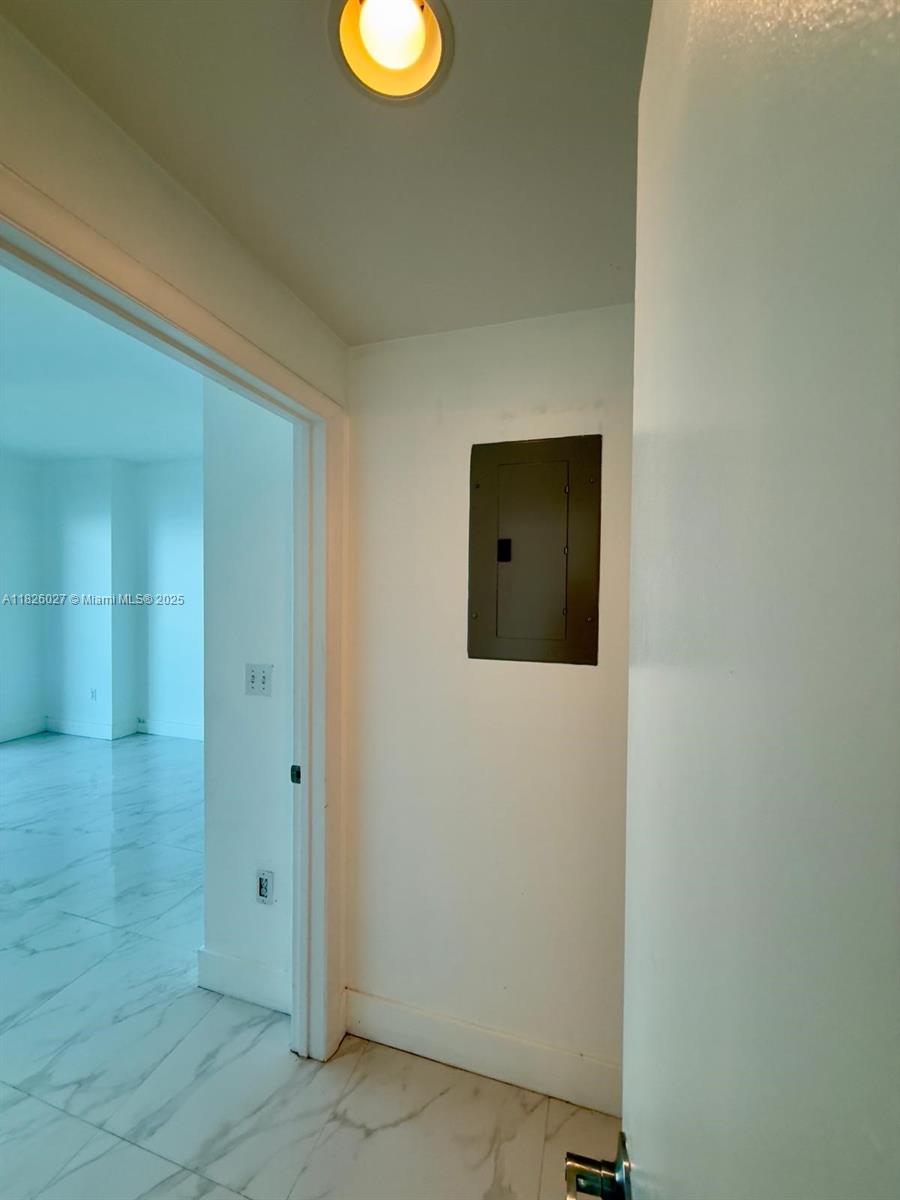 244 Biscayne Blvd #2305, Miami FL 33132