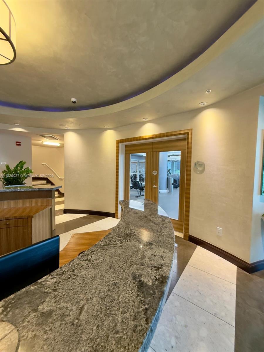 244 Biscayne Blvd #2305, Miami FL 33132