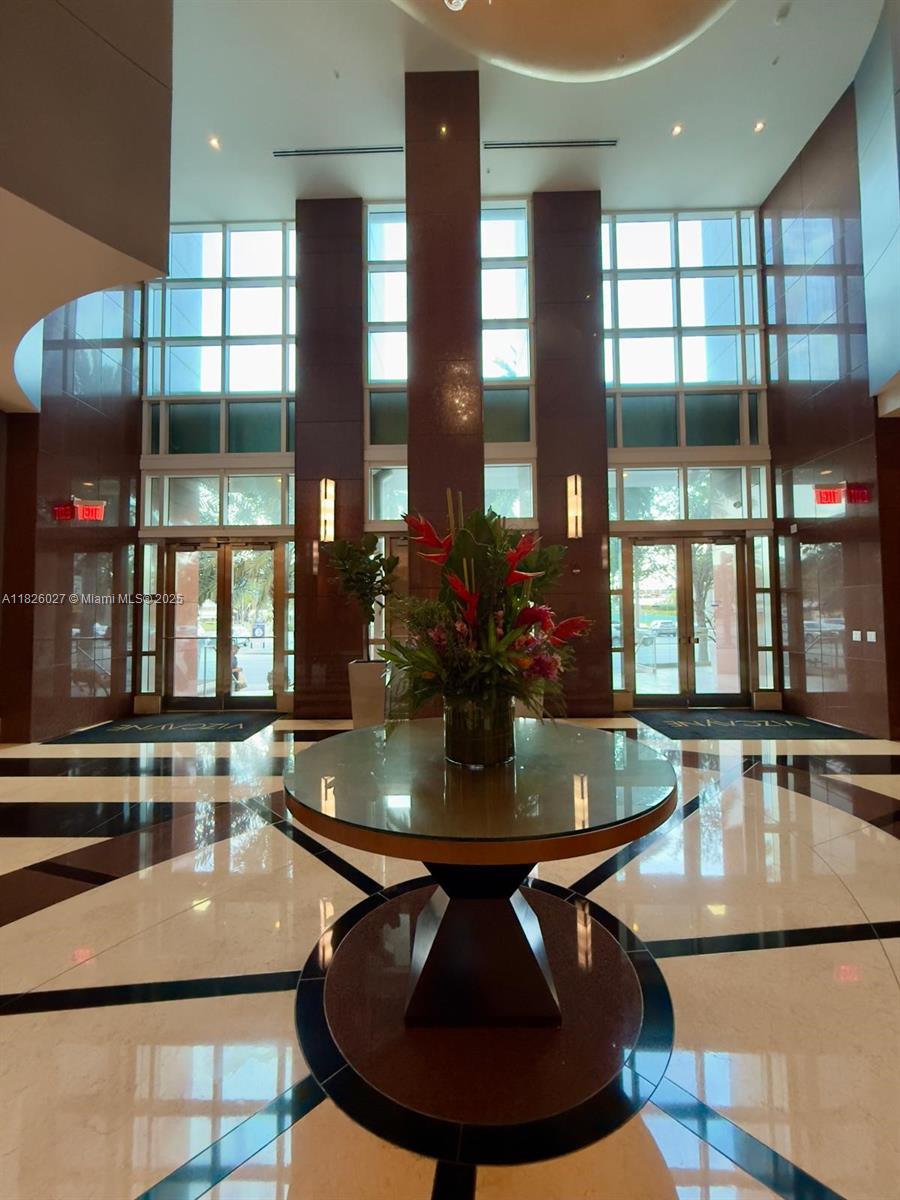 244 Biscayne Blvd #2305, Miami FL 33132