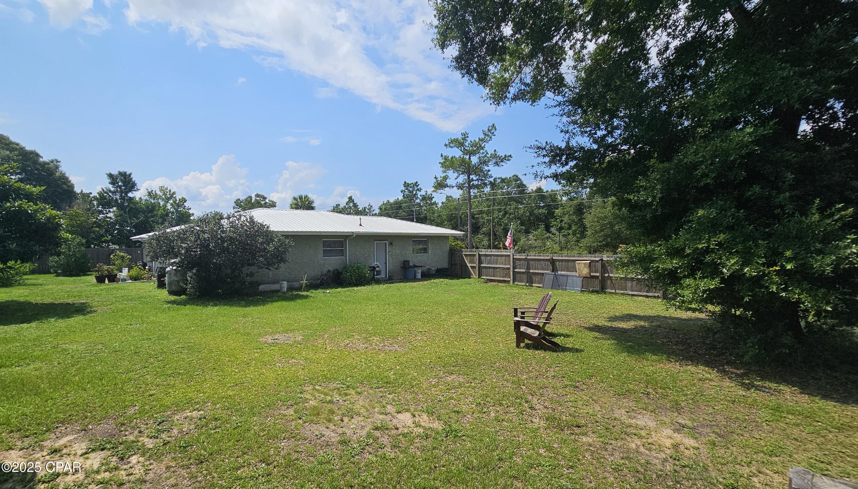 Image 36 For 2056 Sunny Hills Boulevard 01