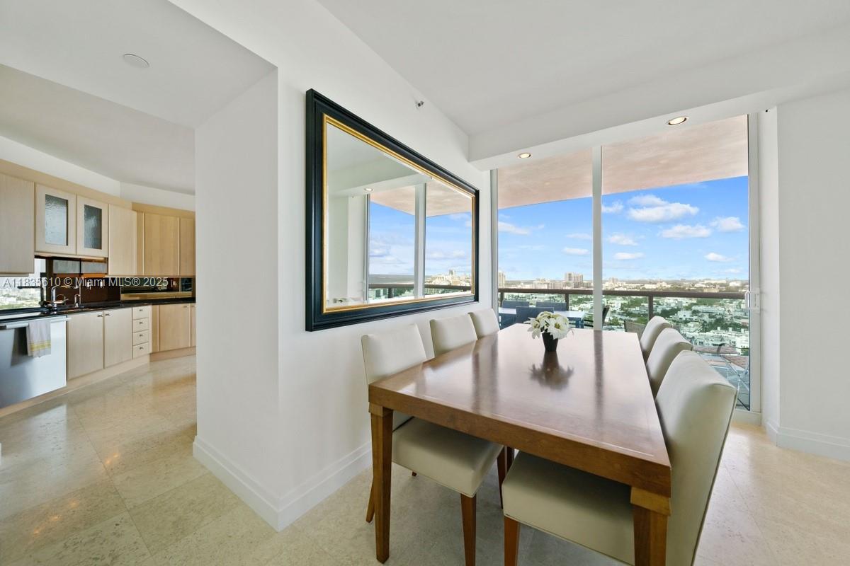 300 S Pointe Dr #2305, Miami Beach FL 33139