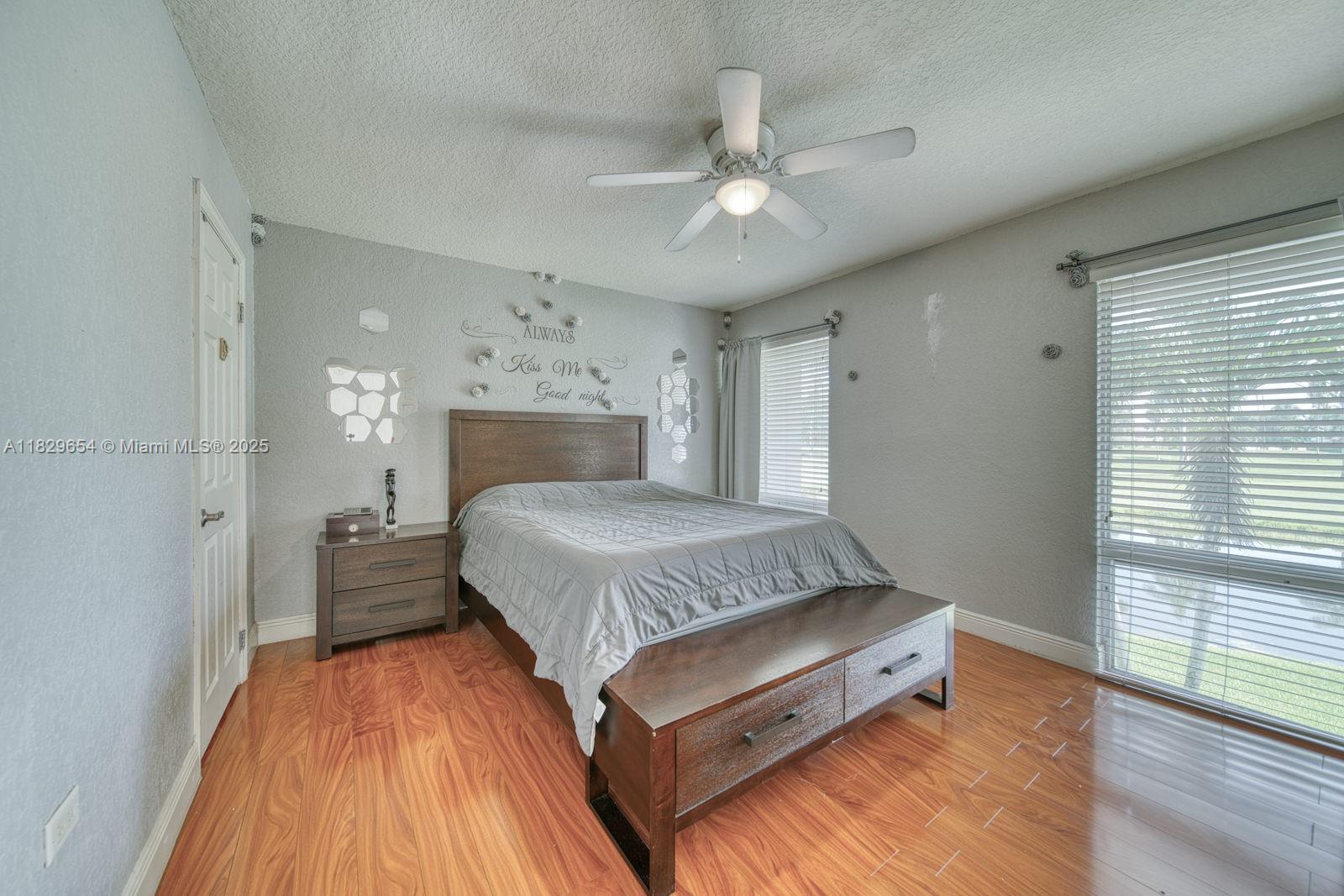 6839 Brookline Dr 6839