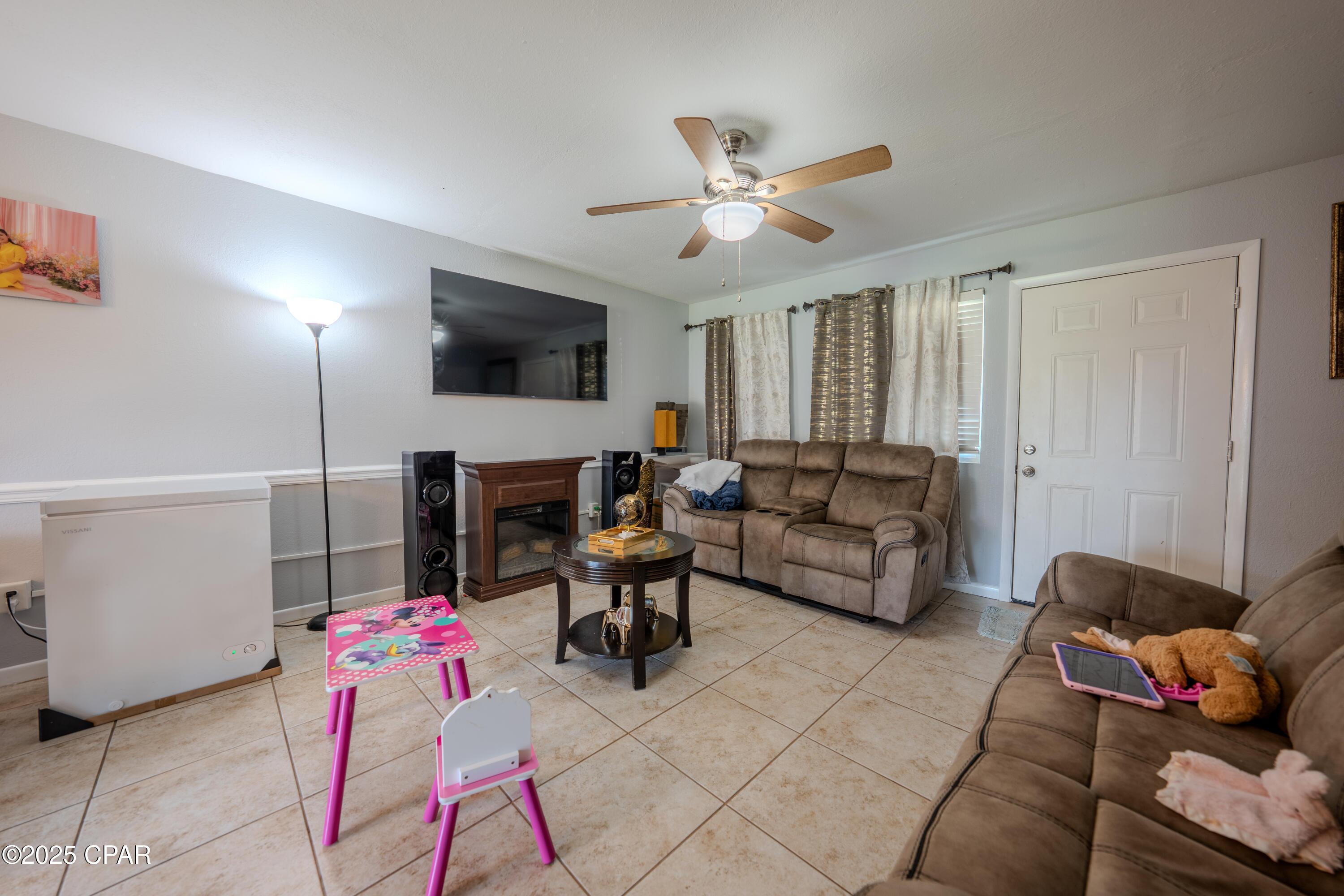 Image 9 For 3744 9th Street 3746,3748,