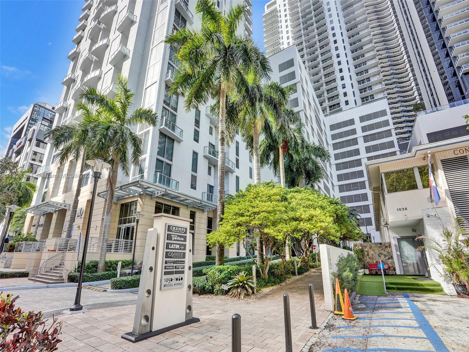 1050 Brickell Ave #2820, Miami FL 33131