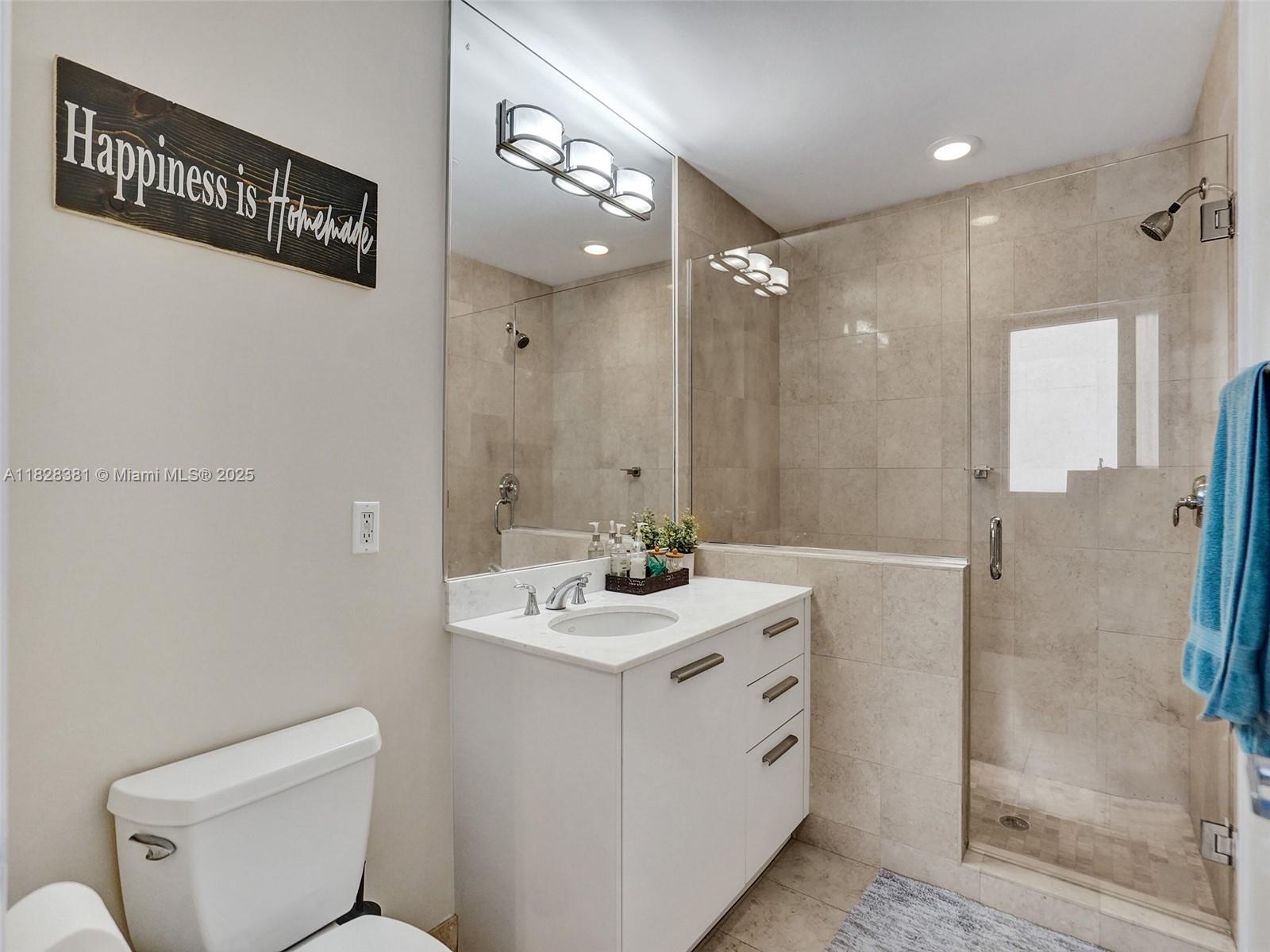 1050 Brickell Ave #2820, Miami FL 33131