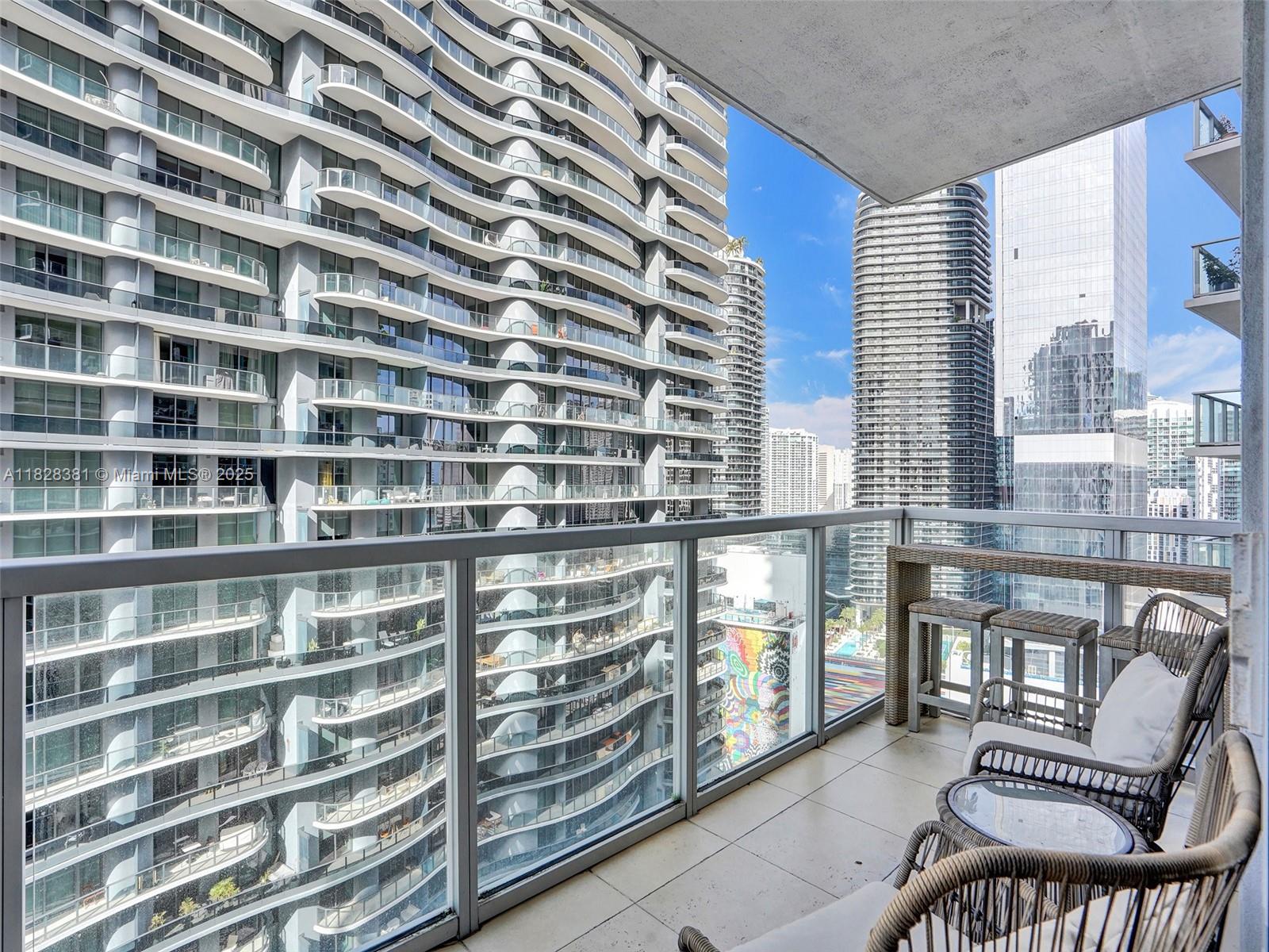 1050 Brickell Ave #2820, Miami FL 33131