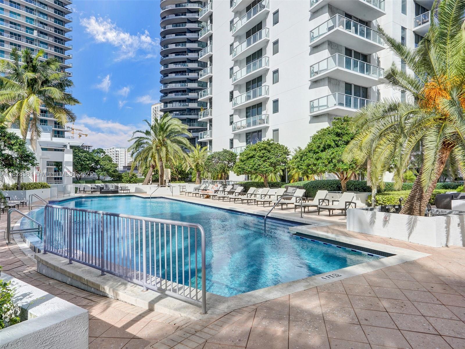 1050 Brickell Ave #2820, Miami FL 33131