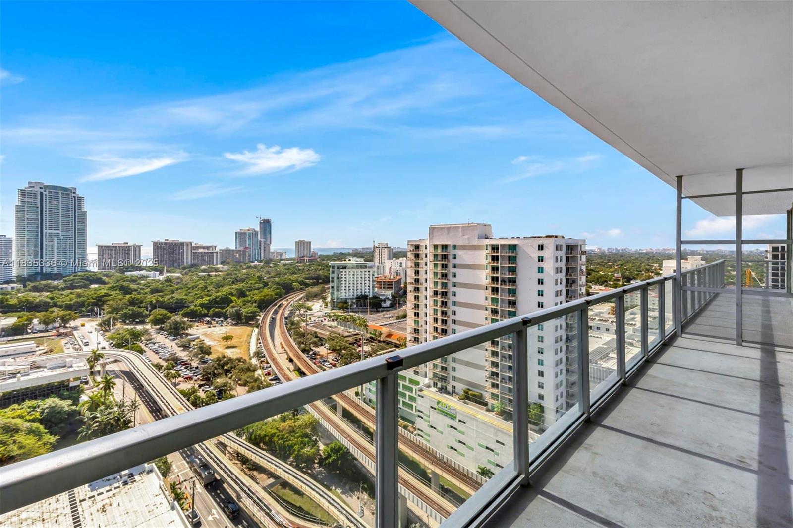 79 SW 12th St #2302-S, Miami FL 33130