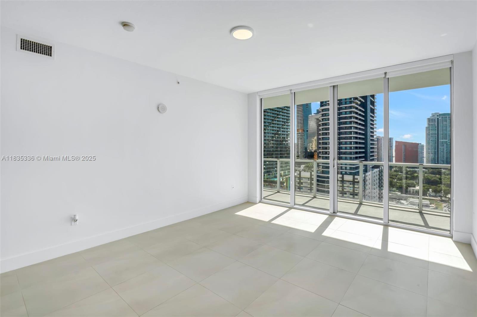 79 SW 12th St #2302-S, Miami FL 33130