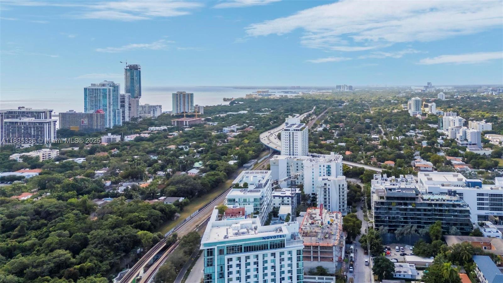 79 SW 12th St #2302-S, Miami FL 33130