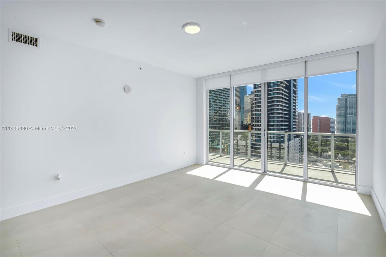 79 SW 12th St #2302-S, Miami FL 33130