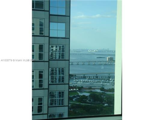 300 S Biscayne Blvd #T-3511, Miami FL 33131