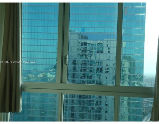300 S Biscayne Blvd #T-3511, Miami FL 33131