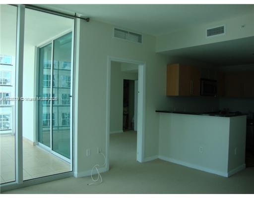300 S Biscayne Blvd #T-3511, Miami FL 33131