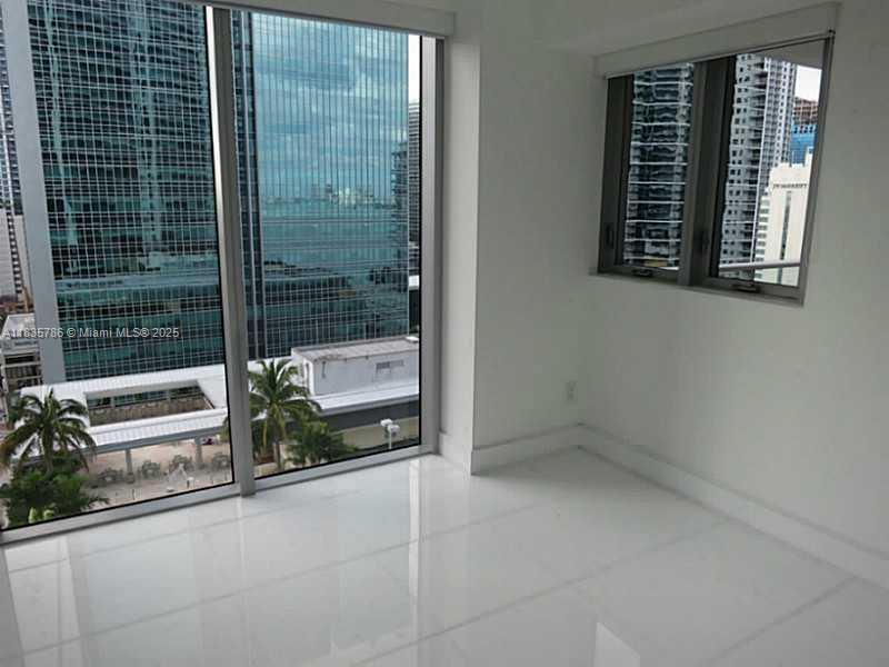 1300 BRICKELL BAY DR #1902, Miami FL 33131
