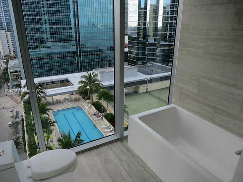 1300 BRICKELL BAY DR #1902, Miami FL 33131