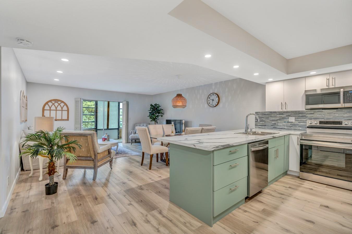 Castle Garden Bldg 11