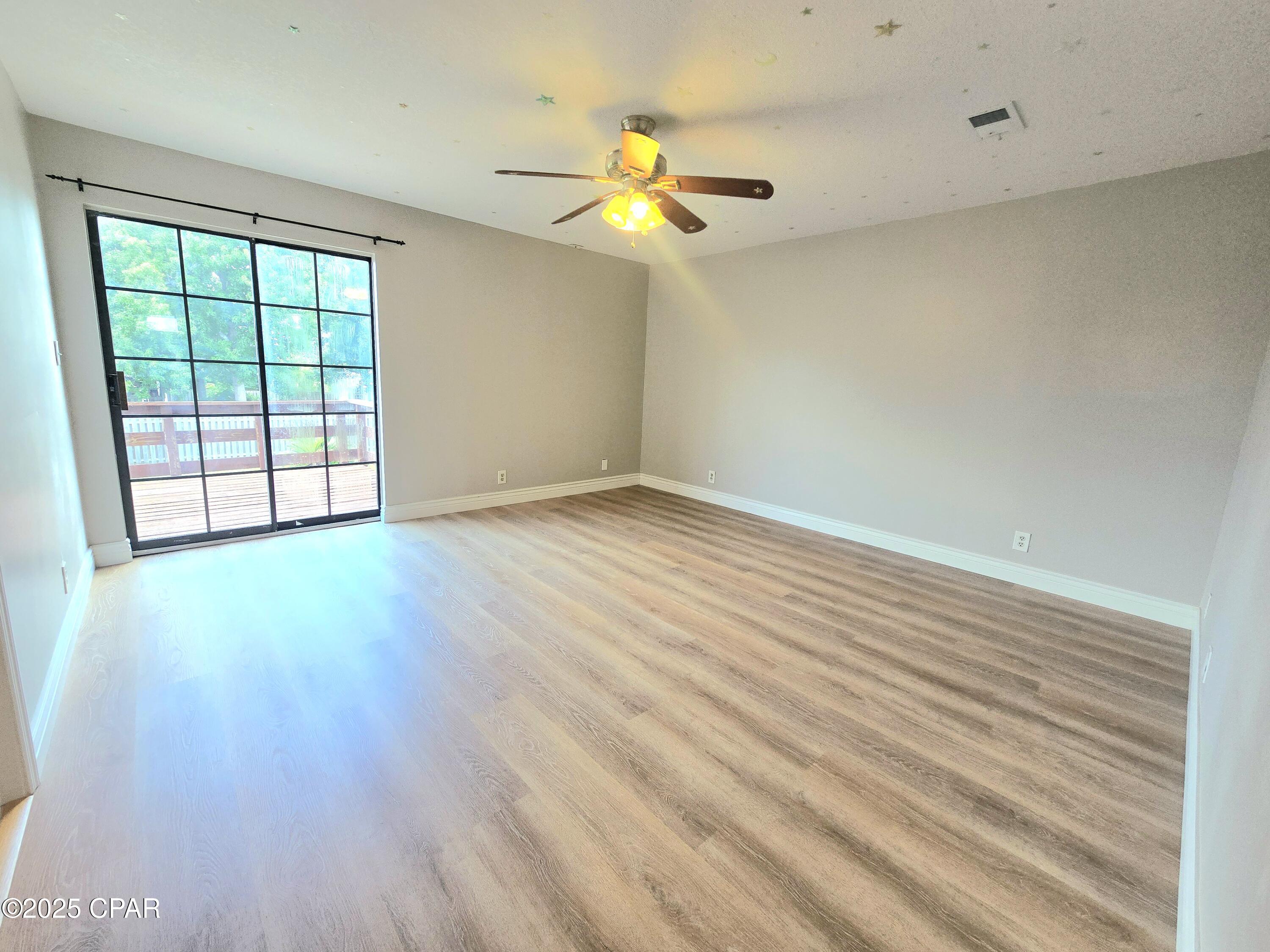 Image 10 For 1520 Belmont Boulevard