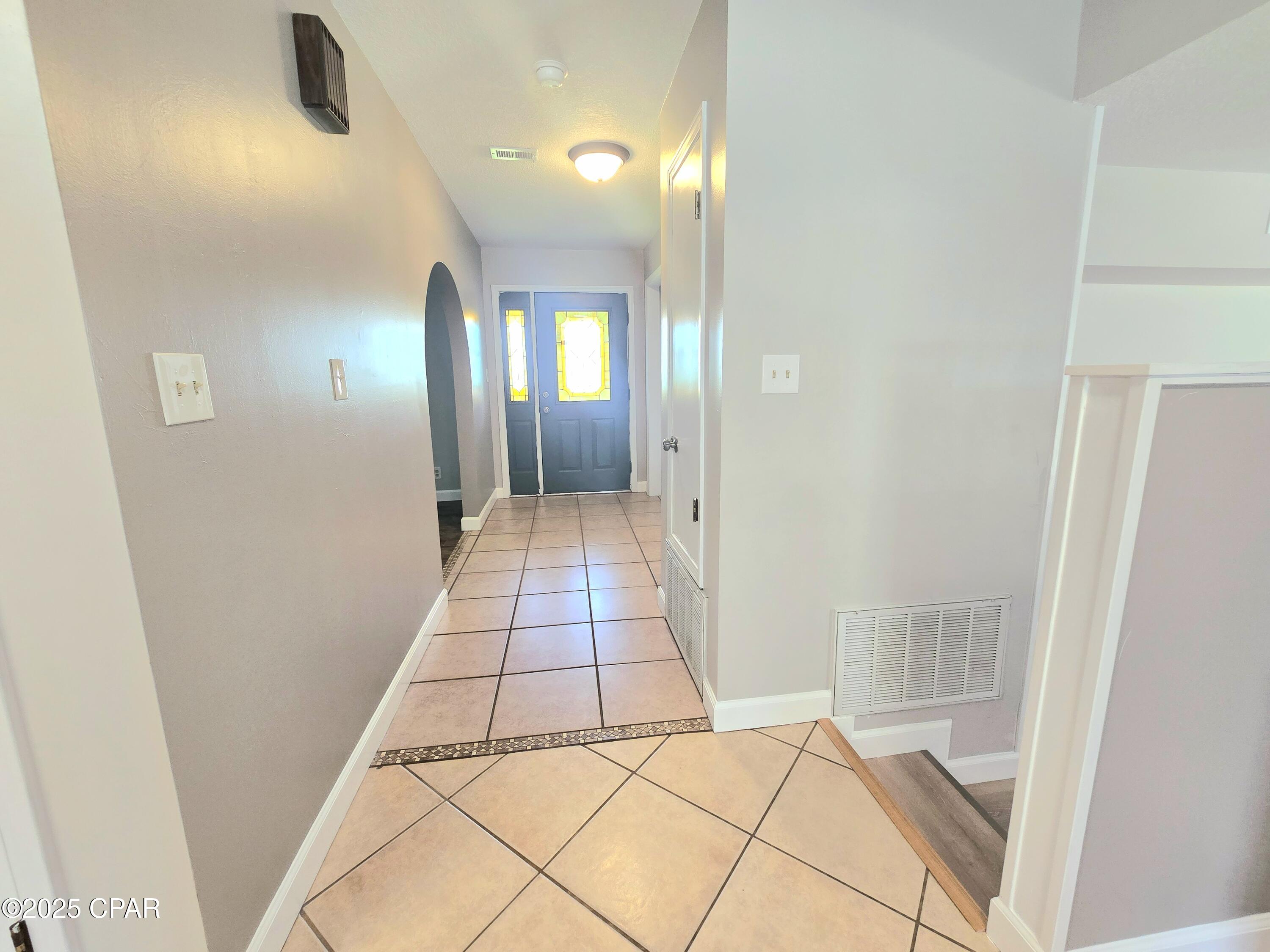 Image 3 For 1520 Belmont Boulevard