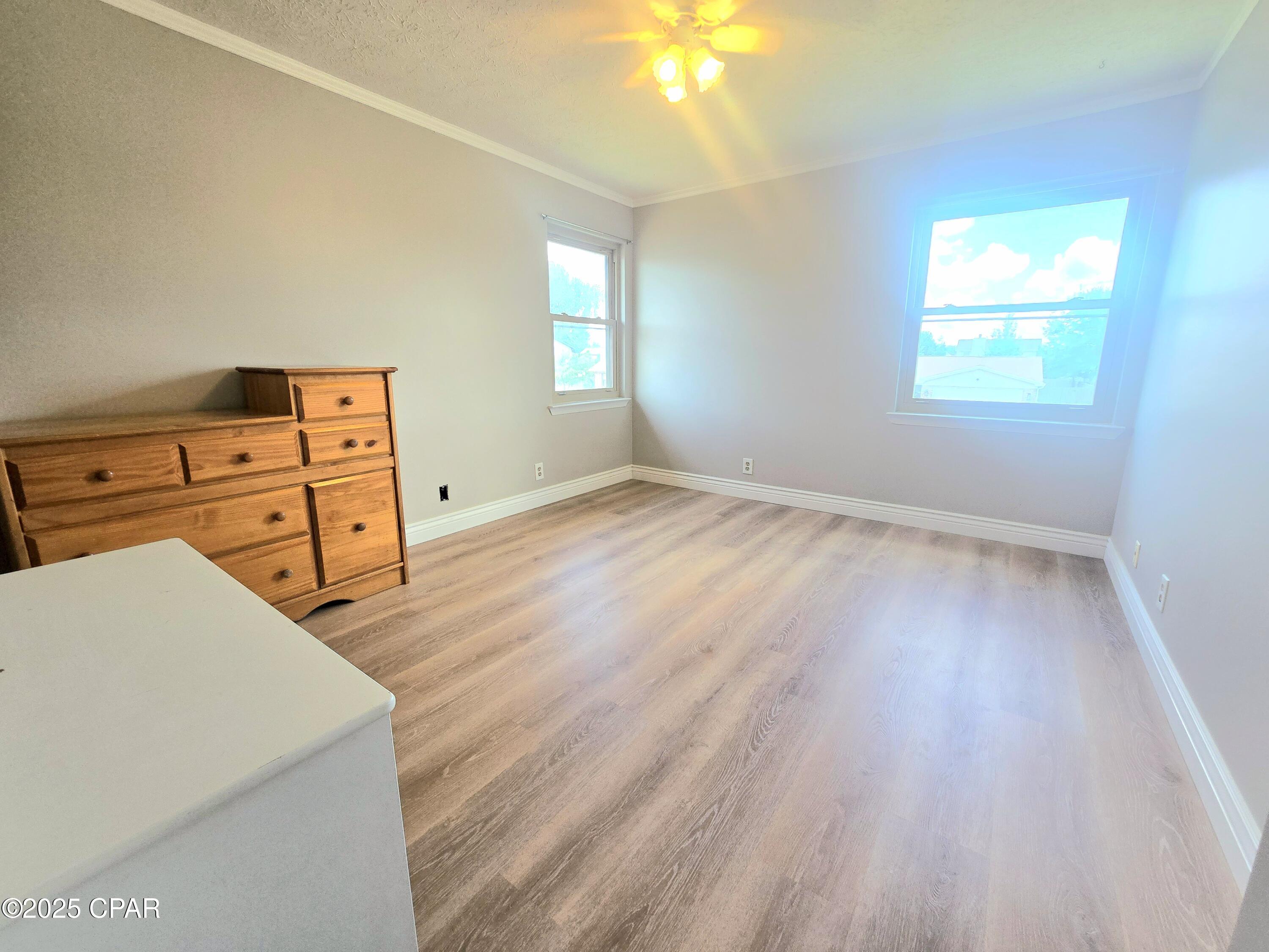 Image 9 For 1520 Belmont Boulevard