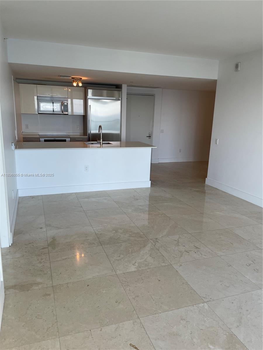 1300 Brickell Bay Dr #3204, Miami FL 33131