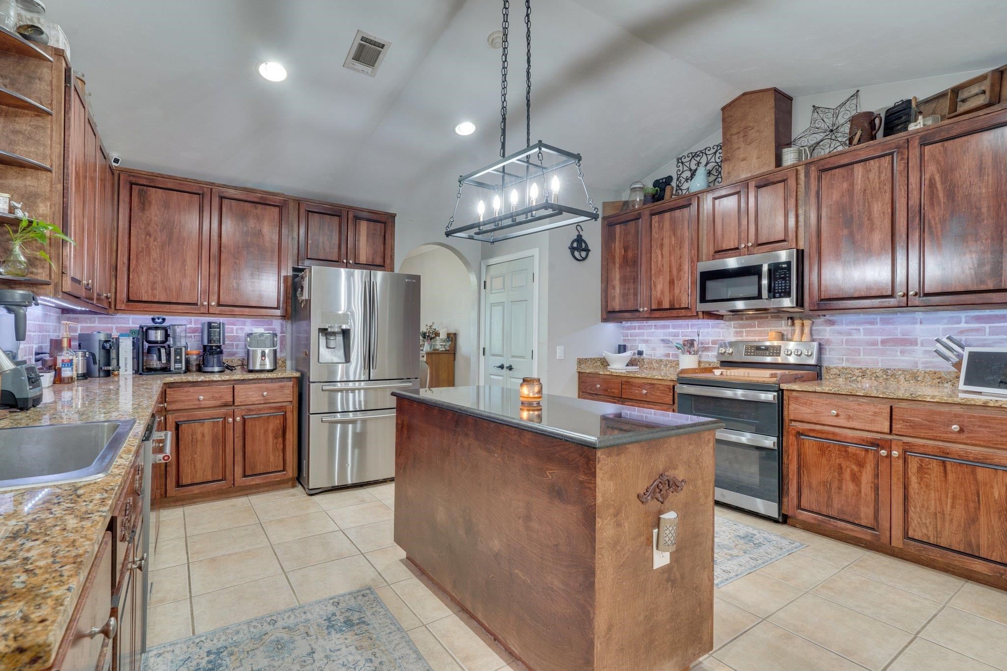 974 Hiawatha Farms Road, Monticello, Texas image 5