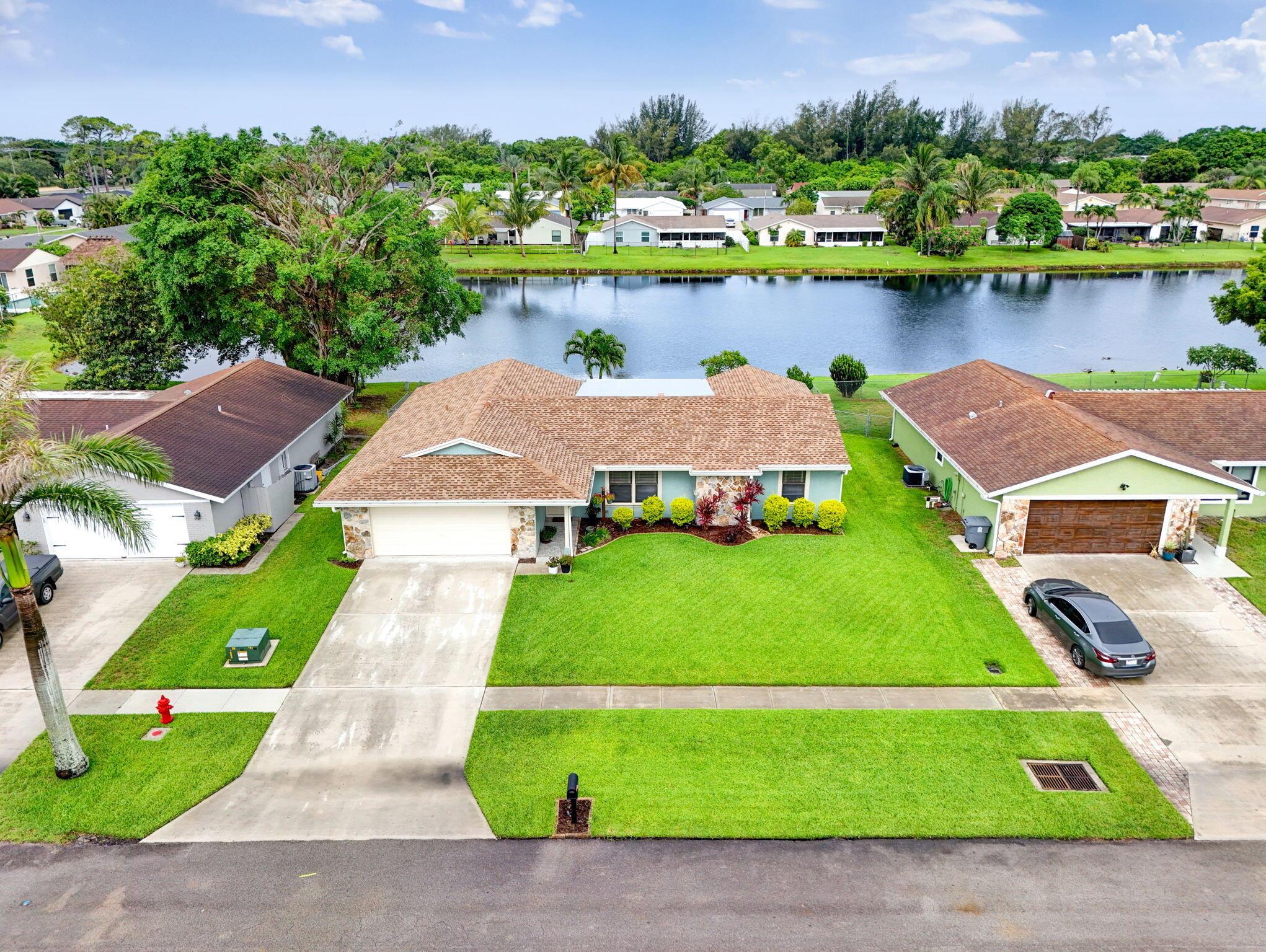 Homes for sale in Boynton Beach, FL | 8443 Raymond Dr, Boynton Beach, FL 33472 | MLS# R11105639