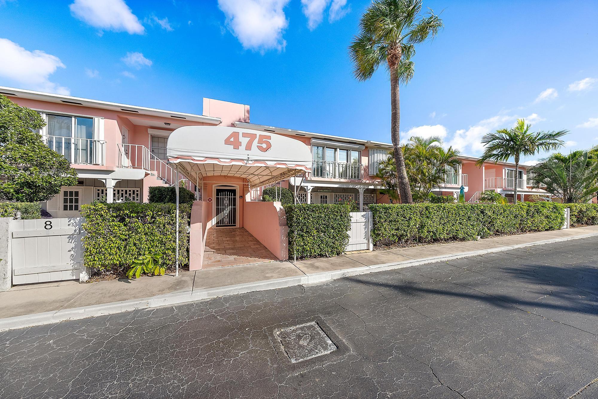 Image to showcase the property located at 475 Tequesta Drive 16