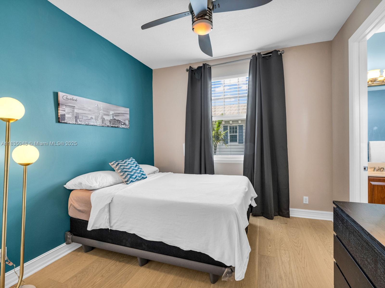 2249 NE 9th Ave, Wilton Manors, Florida image 38