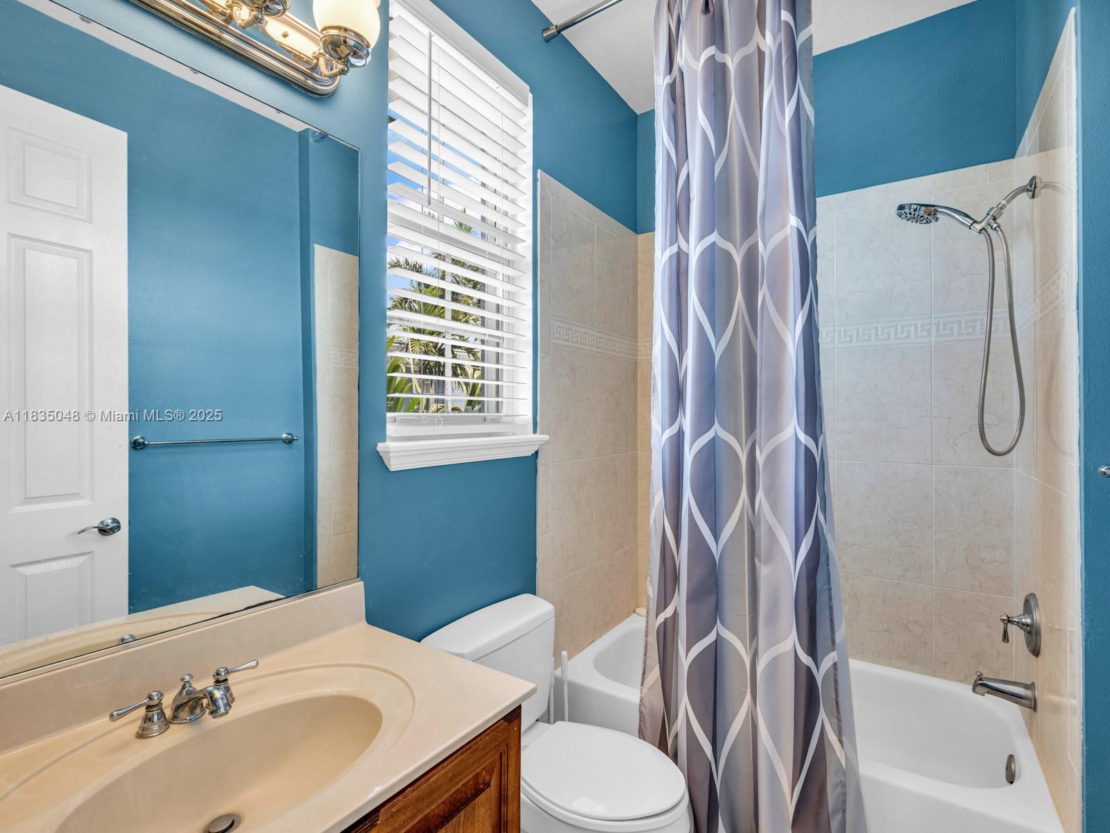 2249 NE 9th Ave, Wilton Manors, Florida image 40