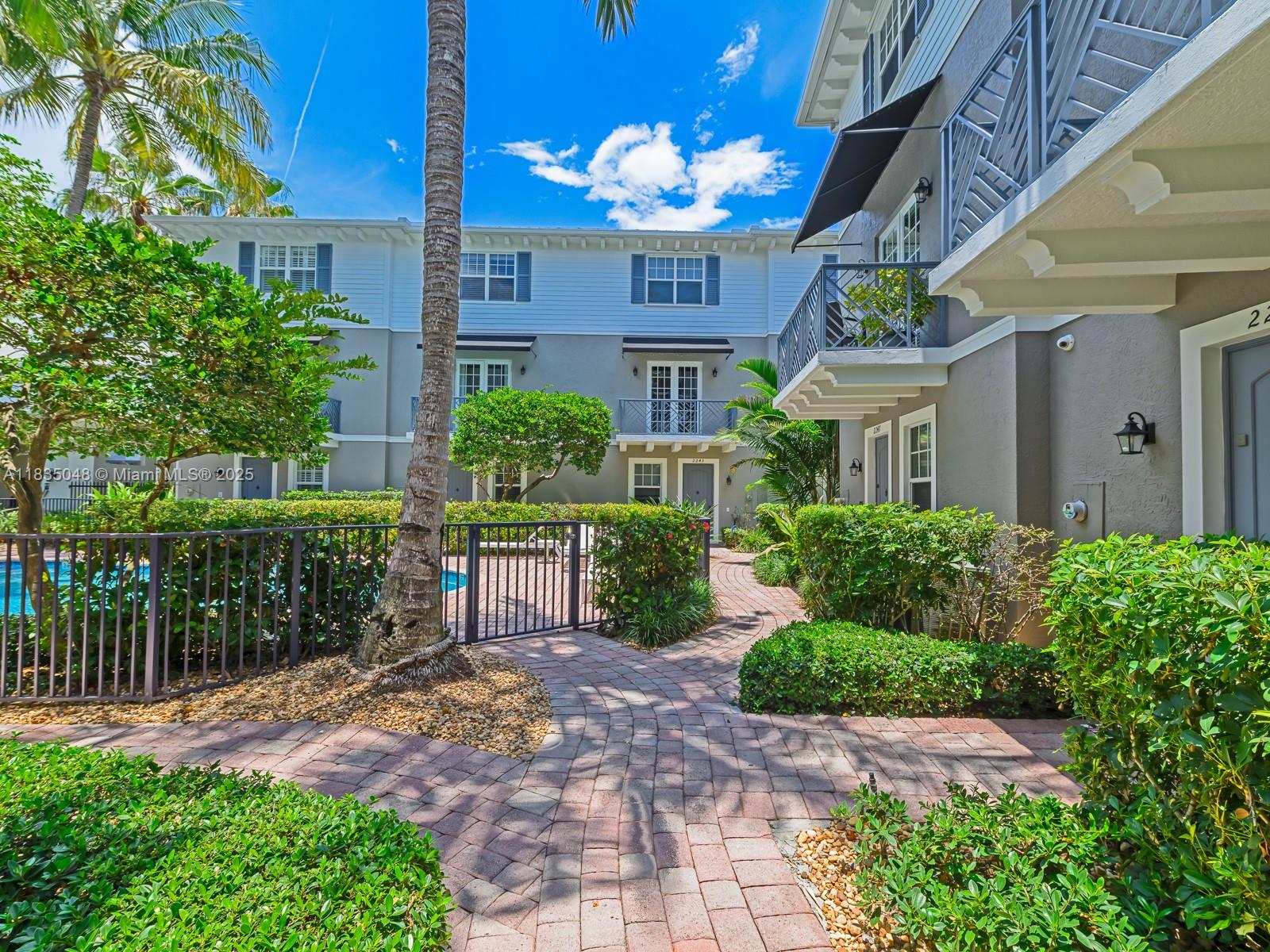 2249 NE 9th Ave, Wilton Manors, Florida image 41