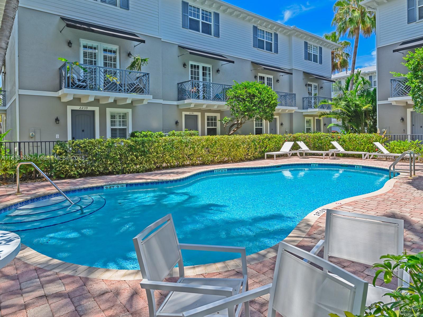 2249 NE 9th Ave, Wilton Manors, Florida image 42